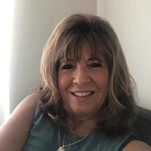 Meet your Posher, Vicky